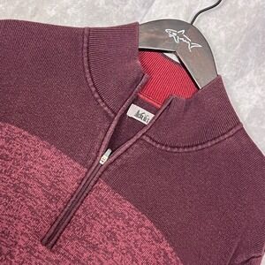 REI Quarter Zip Pullover Mens Large Burgundy Red Excellent Colorblock Sweater